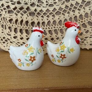 Vintage Japan Ceramic Chicken Salt Pepper Shaker Floral Design Whimsical Kitchen
